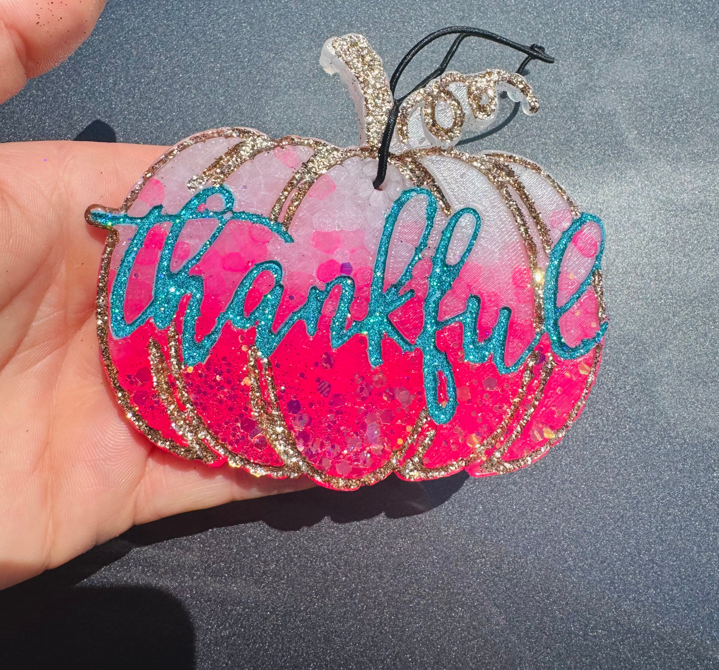 Thankful Pumpkin (Apple Cinnamon Scent )