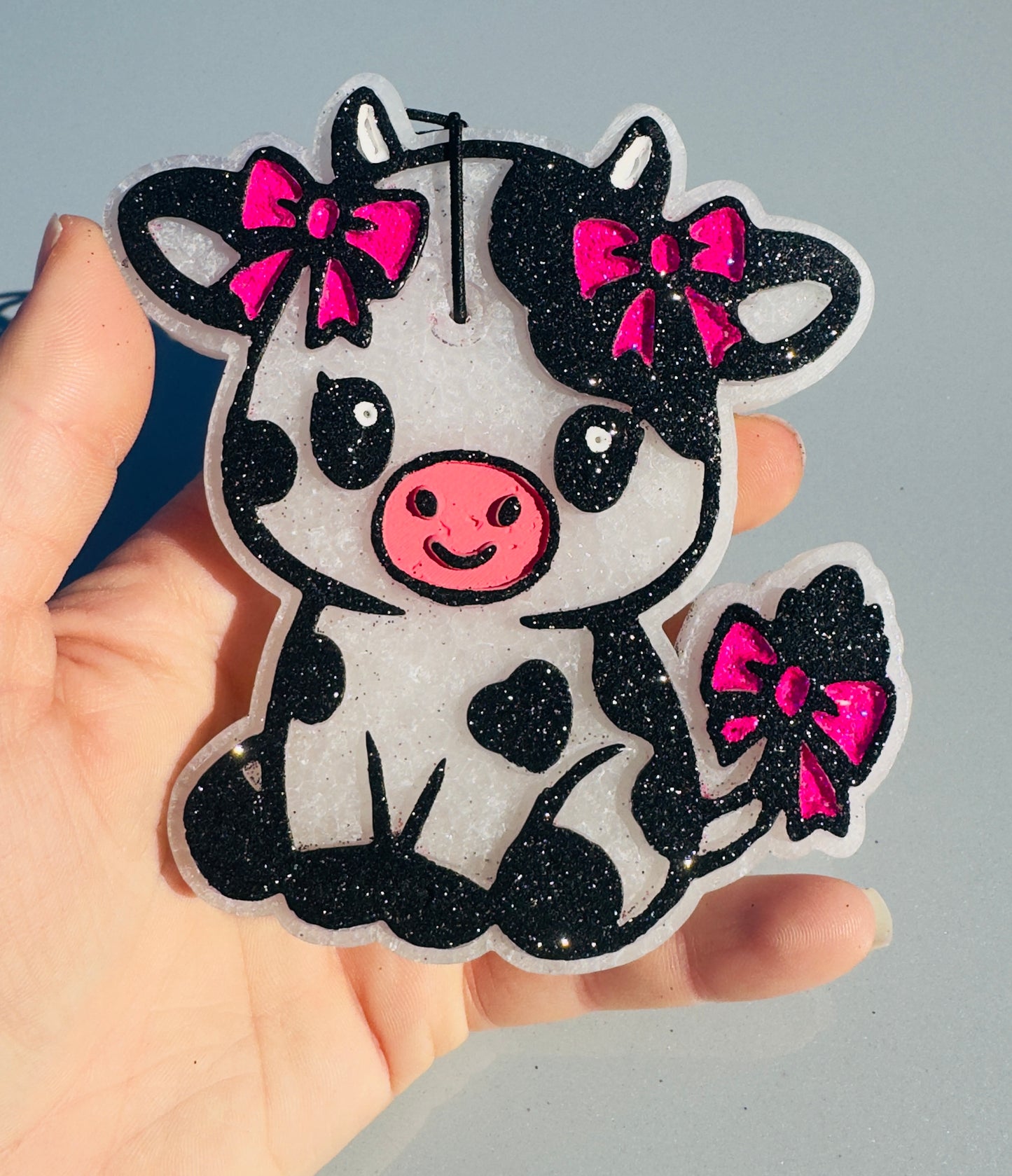 Cow pink bow(Mahogany Paradise)