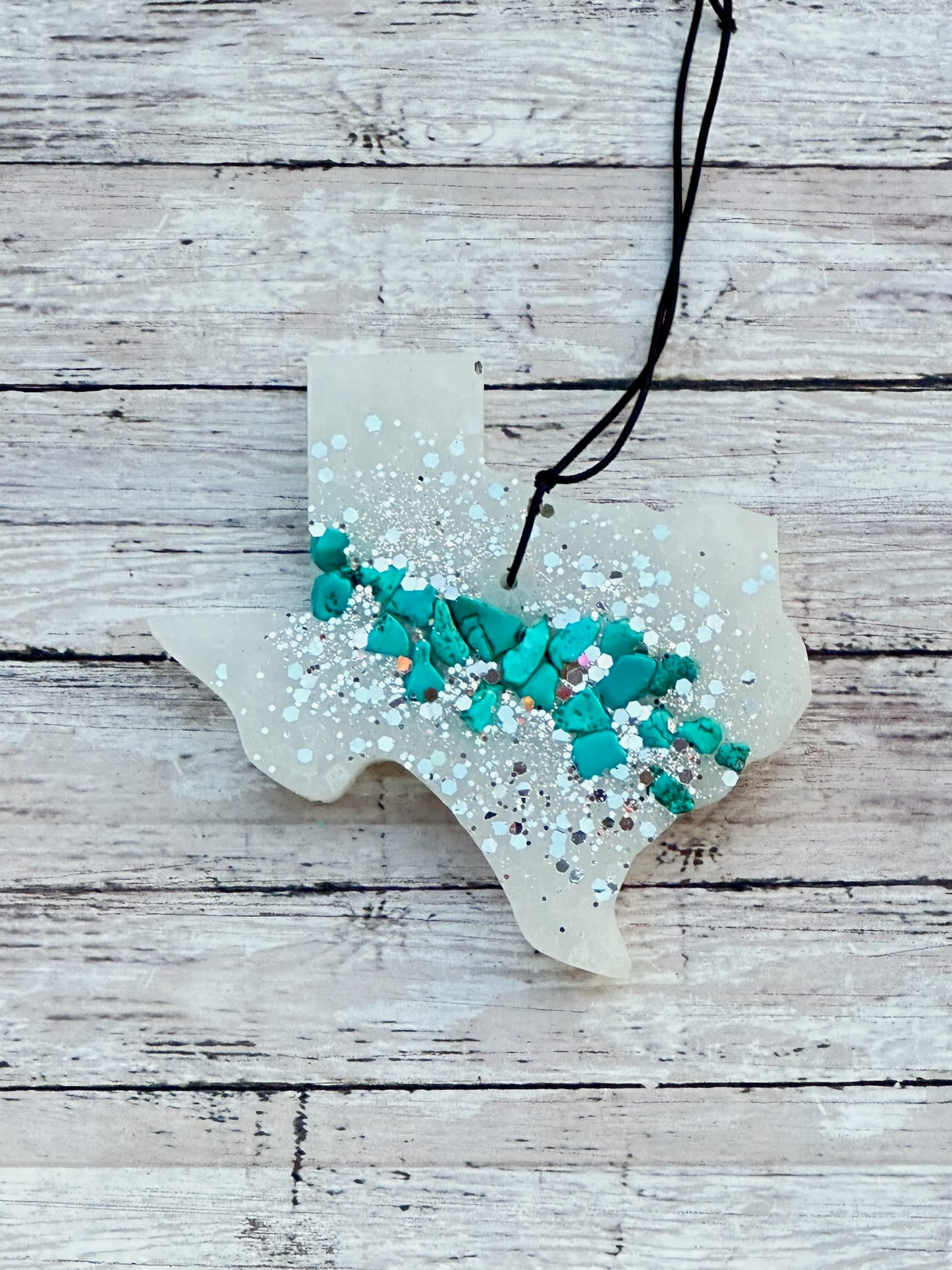 White Texas w/rocks